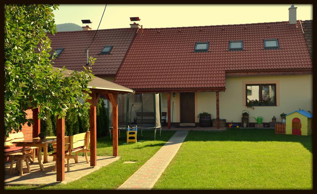 Nina Liptov Villa ลิปโตว์สกียาน ภายนอก รูปภาพ